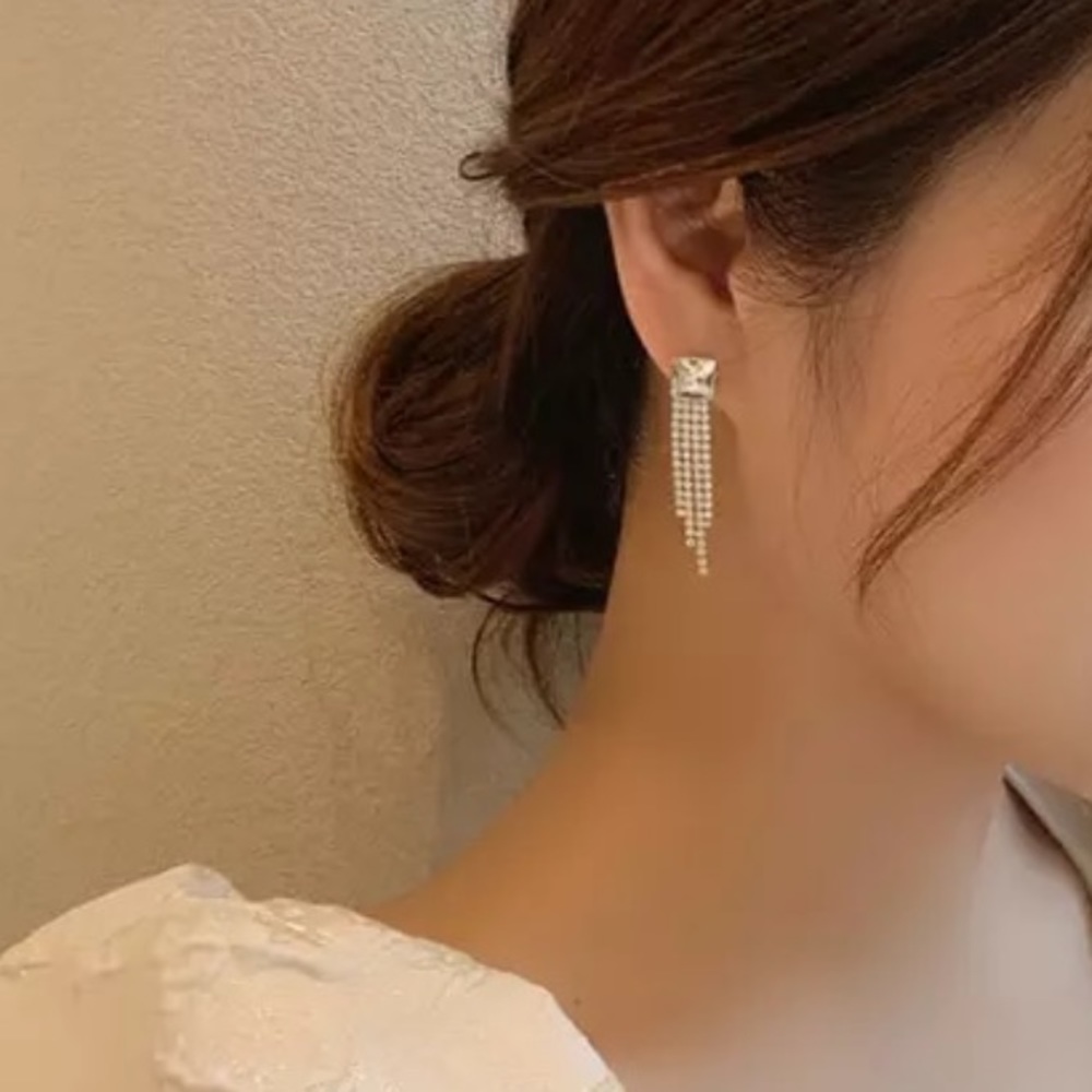 NEW LUXURY SILVER DIAMOND LONG TASSEL EARRINGS - Picture 2 of 4